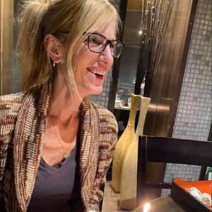 Meet your Posher, Sandra